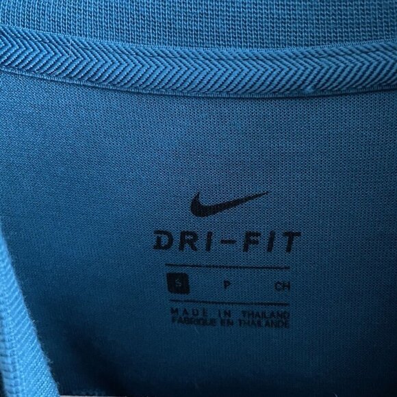 Nike Dri-Fit Women S Blue Mock Neck Zip Back UV Fairway Midlayer Golf Pullover - Picture 5 of 9